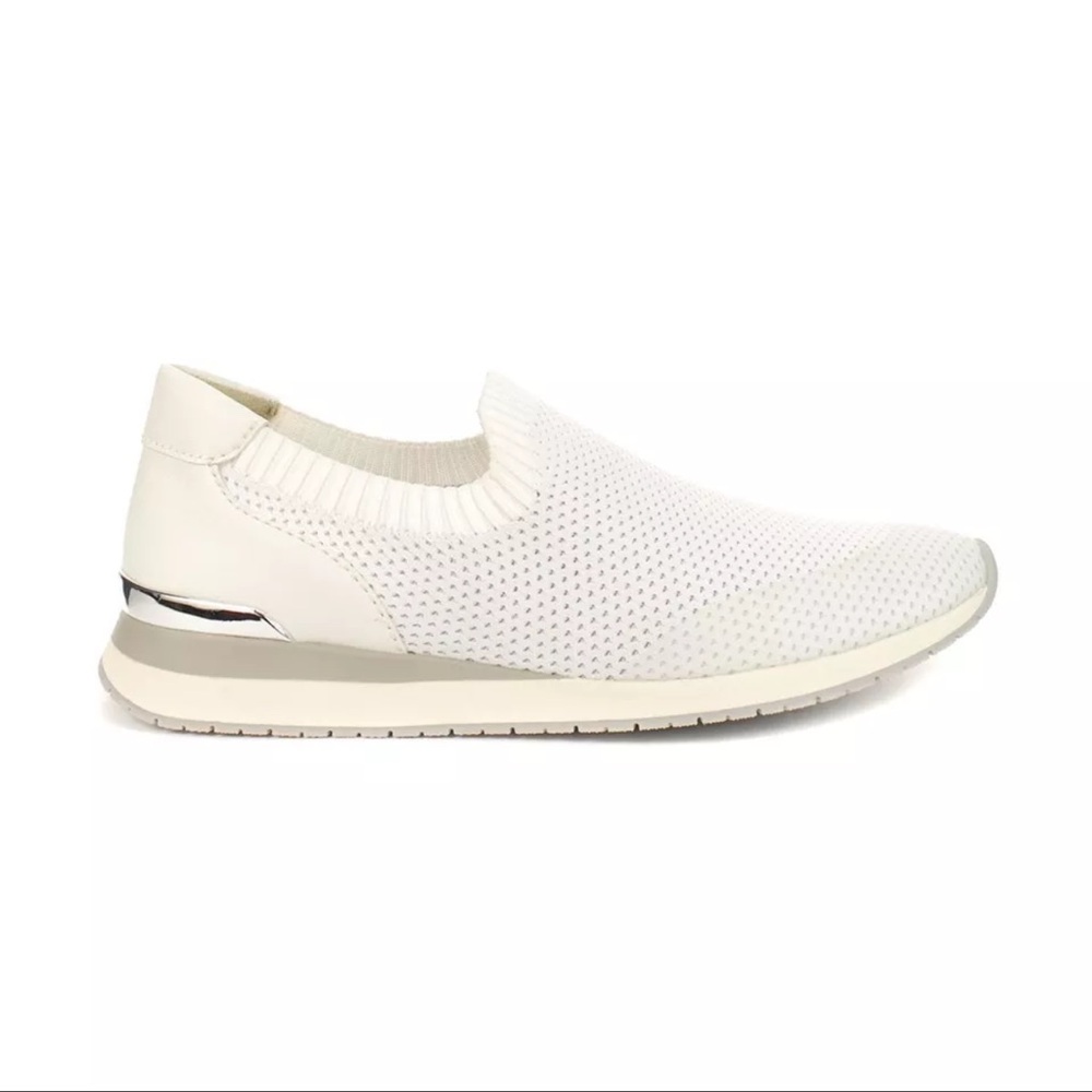 Naturalizer Lafayette Slip-on Sneakers - Picture 2 of 10